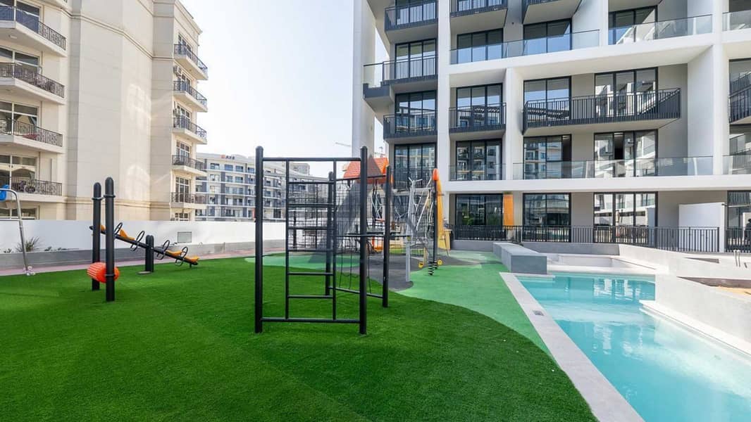 Fully Furnished | Luxury Brand New | Vacant - Image 10