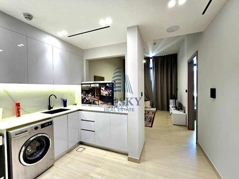8 Image 8
