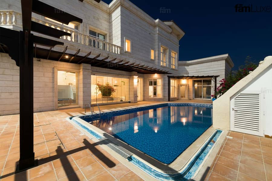 Suburban villa for family, easy access to the city Suburban villa for family, easy access to the city