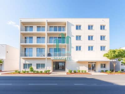 10+ Habitaciones Building para en Alquiler en Al Rashidiya, Ajman - Modern_exterior_view_of_a_labour_accommodation_building_hostel_dormitory_mid_rise_4_storey_clean_minimalist_architecture_light_beige_off_white_facade_with_repetitive_window_rhythm_shaded_balconies_steel_railings_on_u. jpeg
