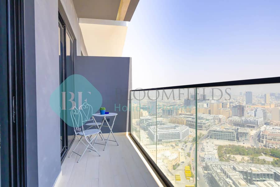 14 Balcony 1. jpg
