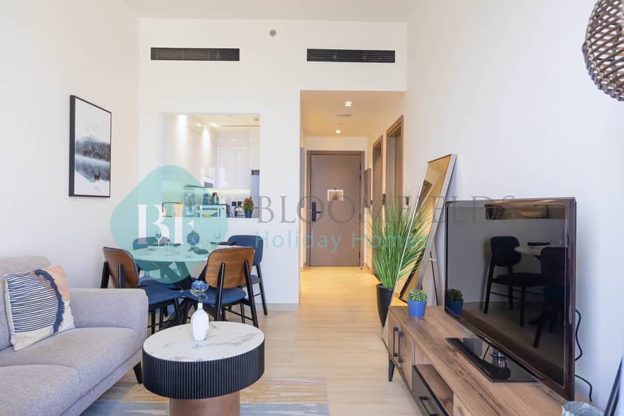 6 Livingroom - Kitchen 3. jpg