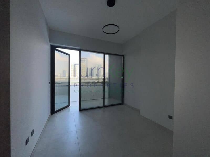 Spacious 2BR Apartment | Amal Tower | Multiple Views | Unfurnished - Image 11