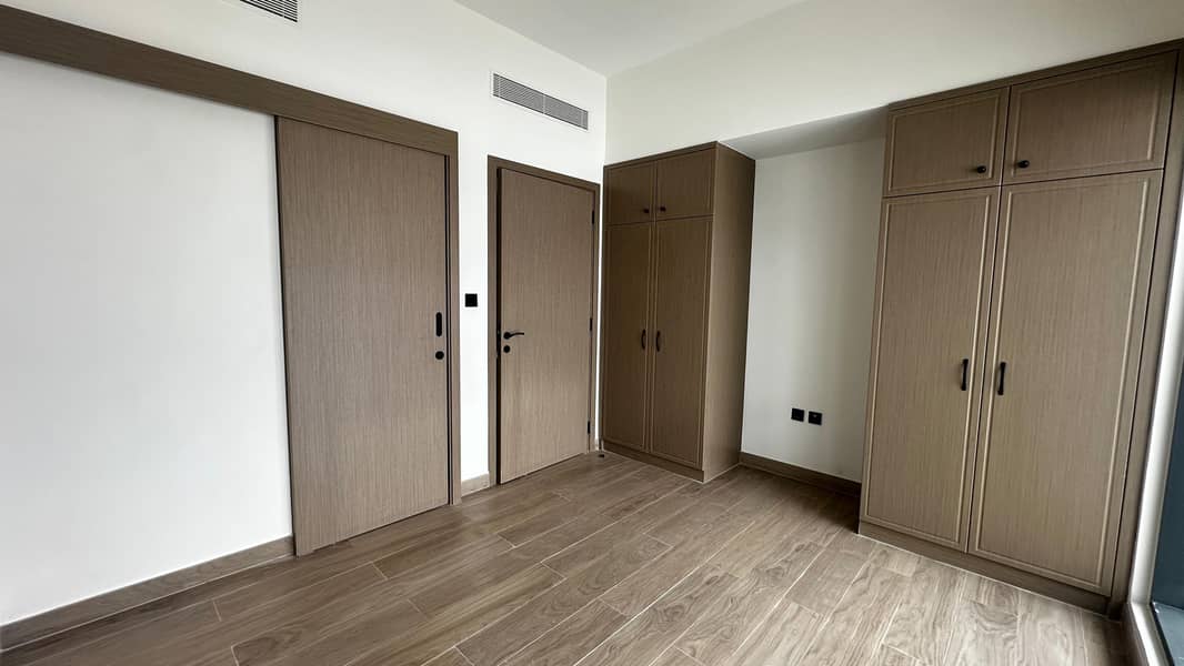11 bedroom. . jpeg