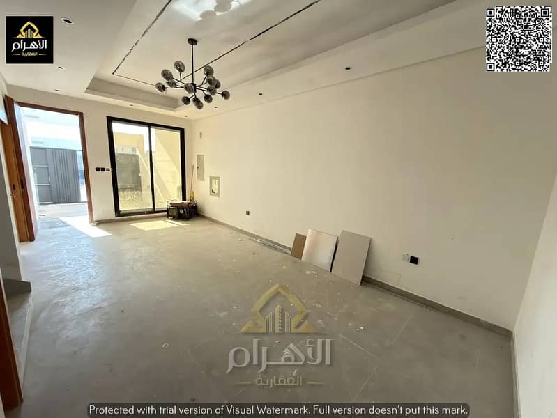 2 840728488-1066x800. webp