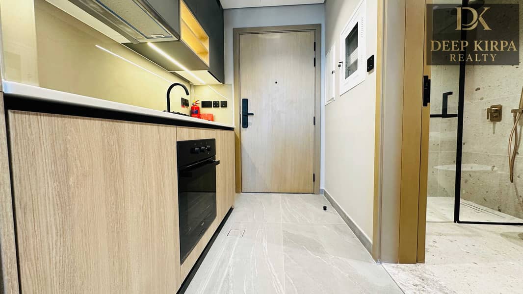 Furnished Studio | Brand New | Luxury Living | Park View - Image 2