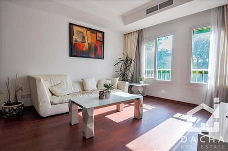 4 Bedroom Villa for Rent in The Lakes, Dubai - Next to Pool / Upgraded / Spacious / Call George 4 Bedroom Villa for Rent in The Lakes, Dubai - Next to Pool / Upgraded / Spacious / Call George