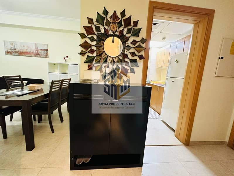 JUST NEAR TO SILICON MALL 1 BHK PRIME LOCATION WITH SUPERMARKET AND CLINIC AND RESTAURANT