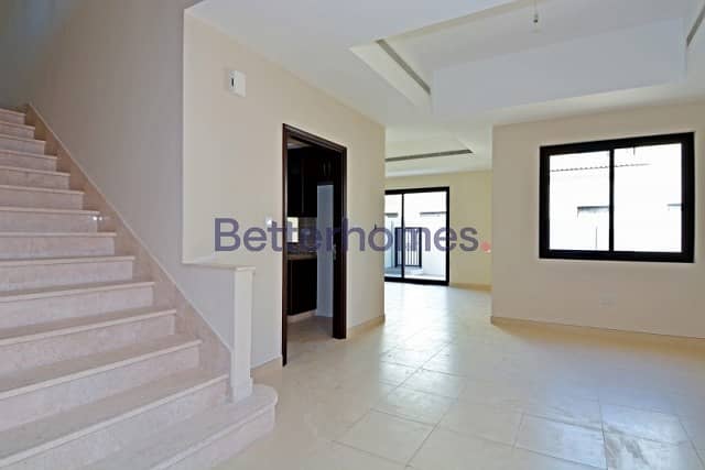 3 Bedrooms Villa in  Reem