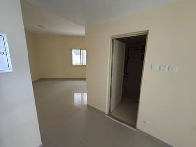 2 Bedroom Flat for Rent in Al Jurf, Ajman - WhatsApp Image 2026-06-08 at 6.07. 22 AM. jpeg 2 Bedroom Flat for Rent in Al Jurf, Ajman - WhatsApp Image 2026-06-08 at 6.07. 22 AM. jpeg