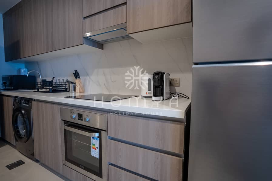 8 Kitchen. jpg