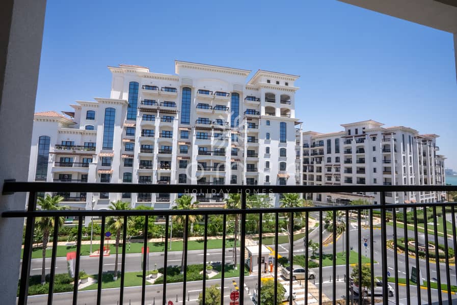 33 Outside view. jpg
