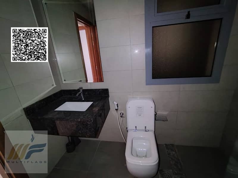 14 e950023e-265d-4877-b006-ee6a64cba96f. jpg