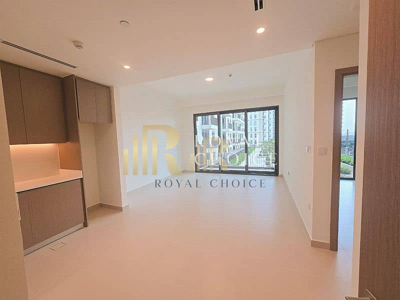 Bright & Contemporary | Ready to Move | Low Floor Bright & Contemporary | Ready to Move | Low Floor