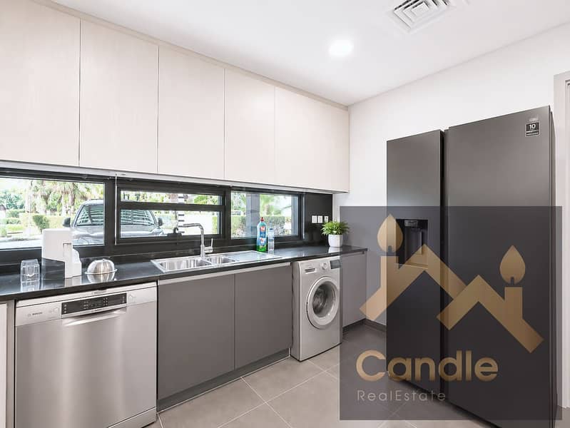 11 kitchen 2. jpg