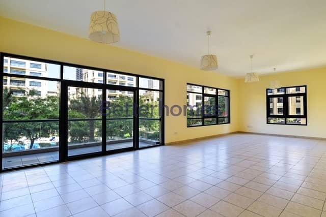 3 Bedrooms Apartment in  Greens