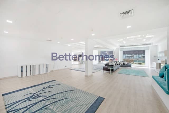 5 Bedrooms Villa in  Dubai Marina