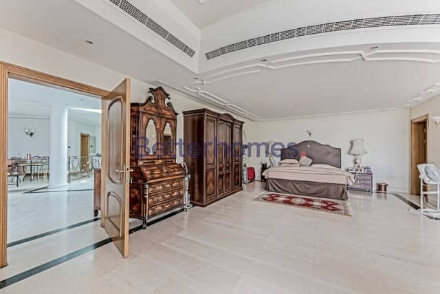 5 Bedrooms Villa in  Jumeirah