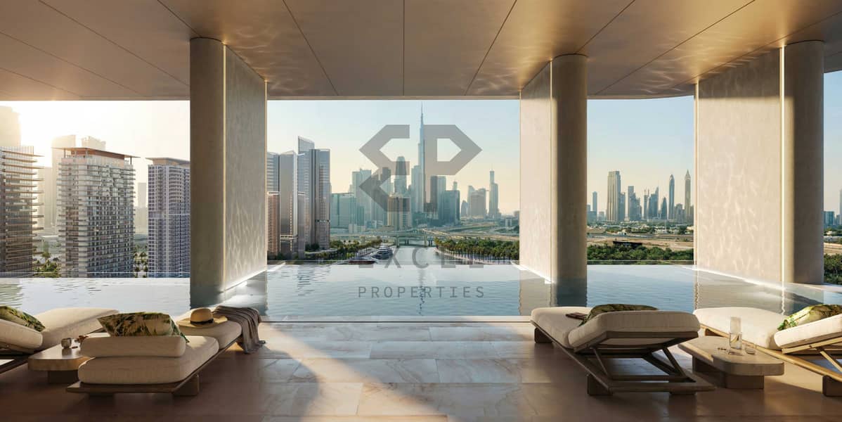 11 Pool - 21st Floor. jpeg