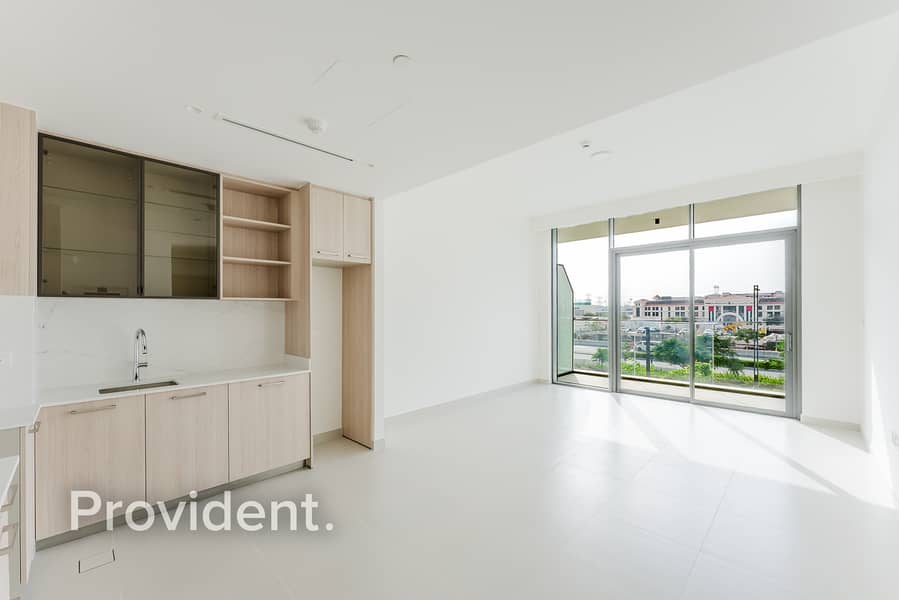 Brand New | Handed Over | Open View Brand New | Handed Over | Open View