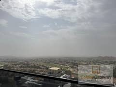 الطابق العلوي 2 غرف نوم | برج الأمل | إطلالة على الجولف والمدينة | شقة غير مفروشة