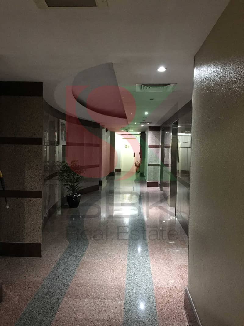 2 2. JPG