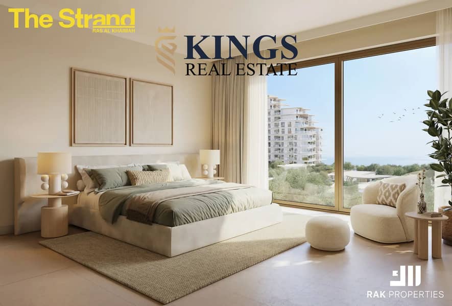 2 The-Strand_310. webp