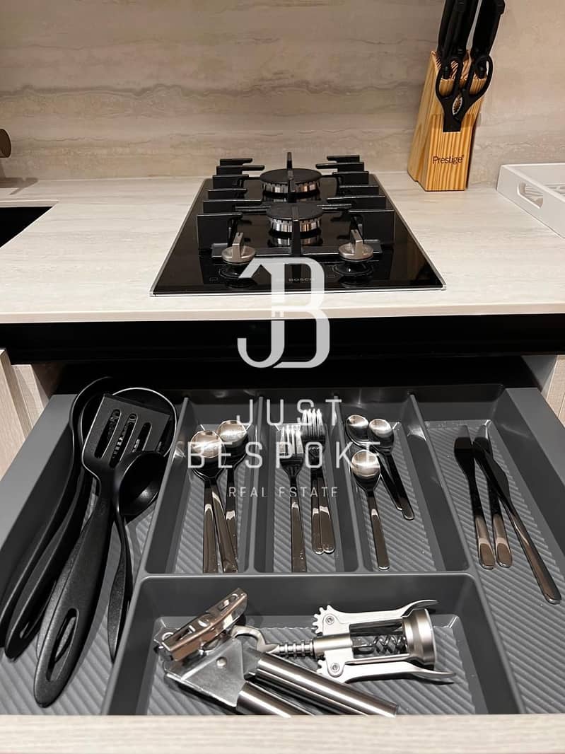 20 PH3 KITCHEN UTENSILS. jpeg