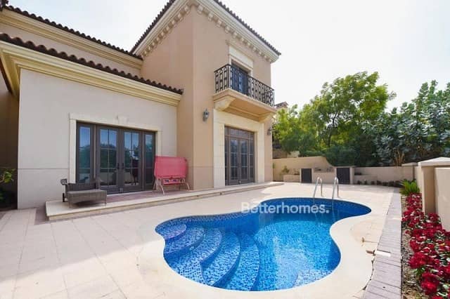 4 Bedrooms Villa in  Jumeirah Golf Estates