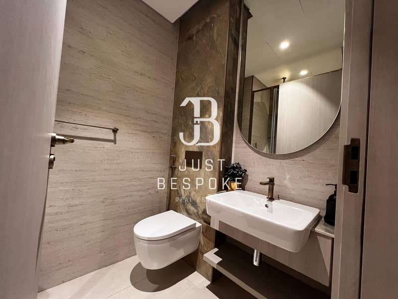 25 PH3 TOILET ROOM (2). jpeg