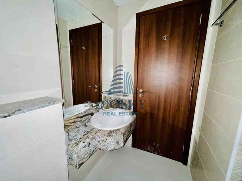 4 Image 8