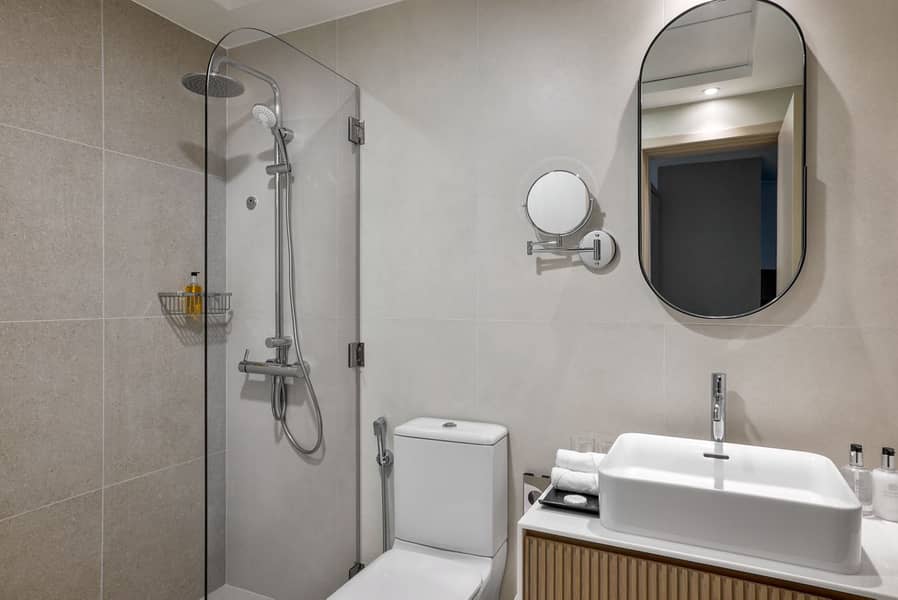 6 ri-dxbsz-one-bedroom-suite19969-33452_Classic-Hor. jpg