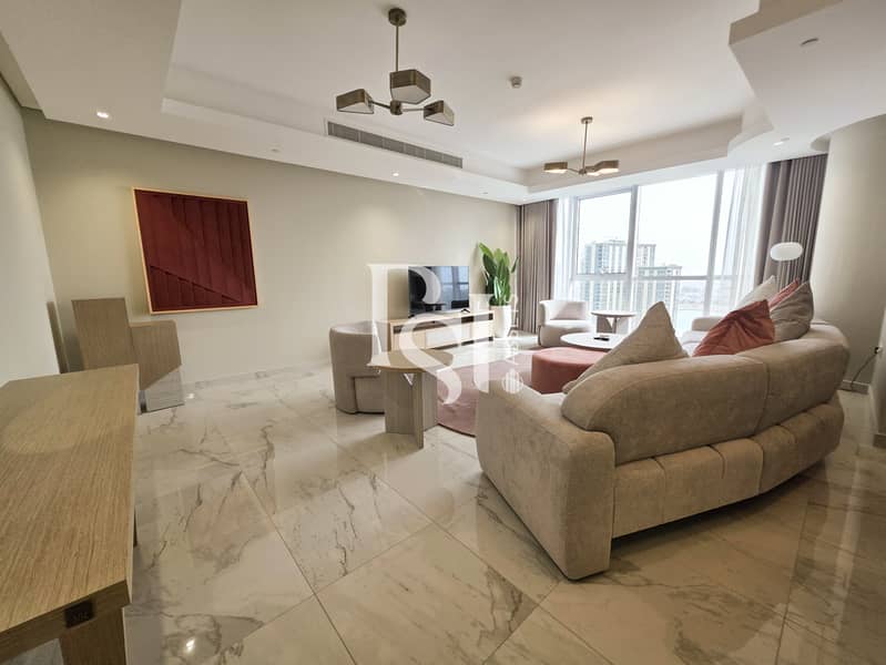 5 Living Room. JPG