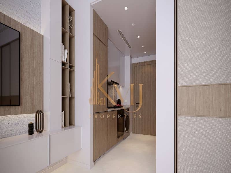 12 STUDIO (3). jpg