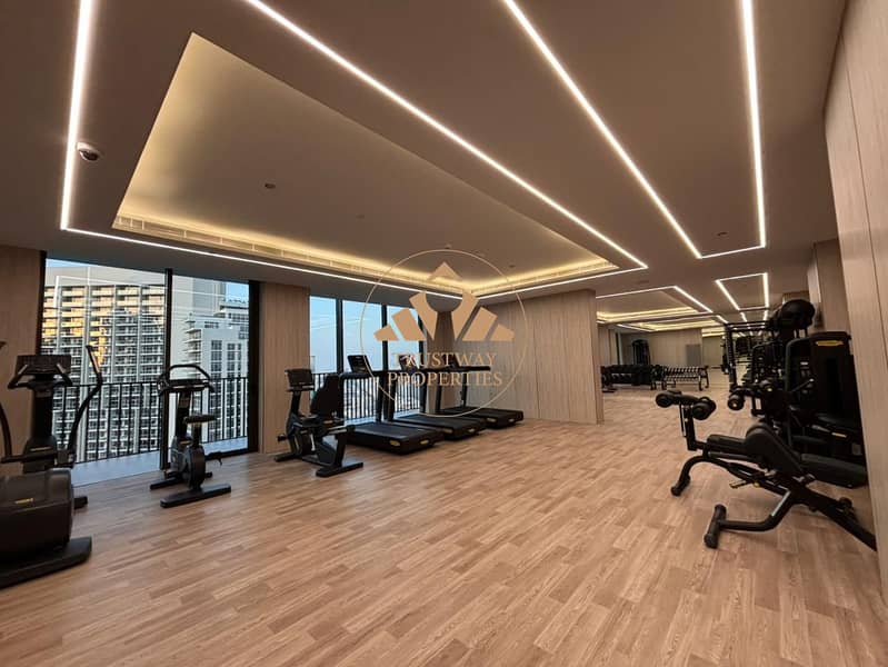 10 gym (3). jpg