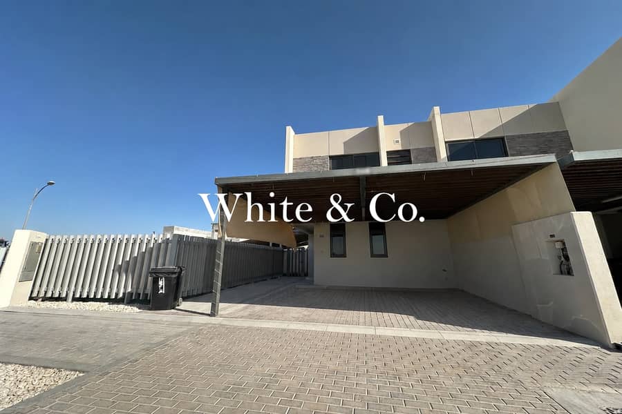 Zinnia | Large Plot | End-Corner Unit Zinnia | Large Plot | End-Corner Unit