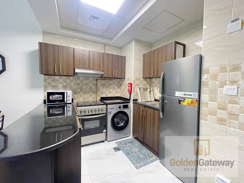 8 10. jpeg