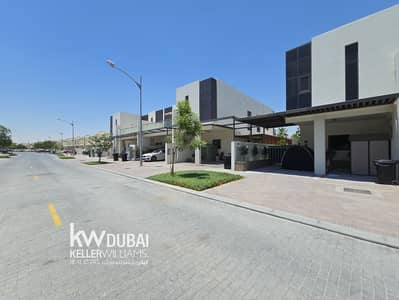 3 Bedroom Townhouse for Rent in DAMAC Hills 2 (Akoya by DAMAC), Dubai - 12 Cheques | Single Row | Unfurnished 3 Bedroom Townhouse for Rent in DAMAC Hills 2 (Akoya by DAMAC), Dubai - 12 Cheques | Single Row | Unfurnished