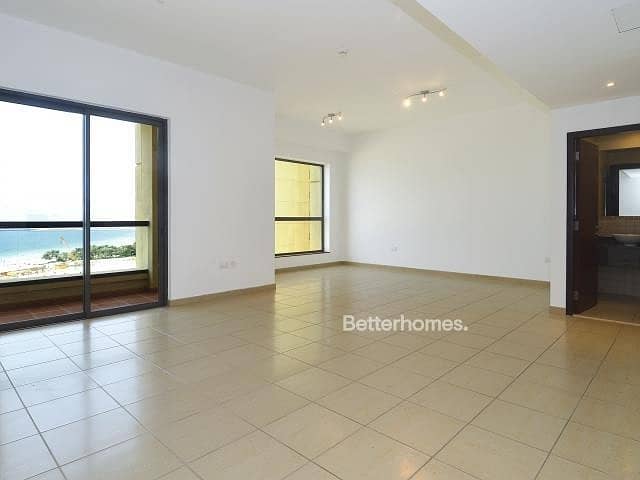 3 Bedrooms Apartment in  Jumeirah Beach Residence