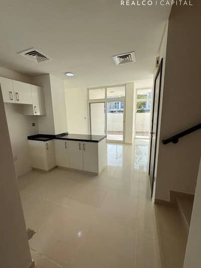 3 Bedroom Townhouse for Rent in DAMAC Hills 2 (Akoya by DAMAC), Dubai - Spacious corner 3 bedroom single row