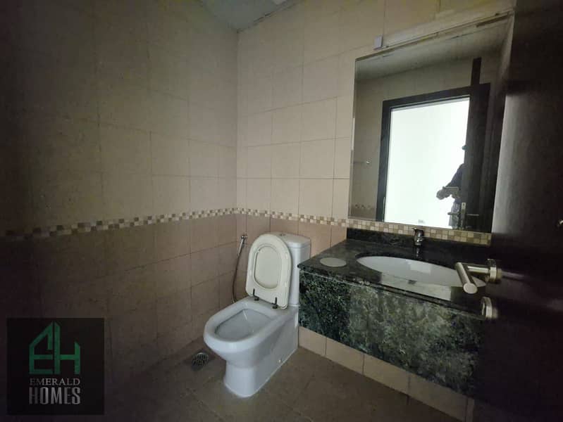 9 5c2d56f8-107d-4129-850b-ea1738491f5e. jpg