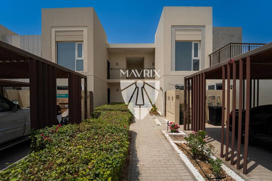 Spacious | Central Location| Middle Unit| Tenanted Spacious | Central Location| Middle Unit| Tenanted