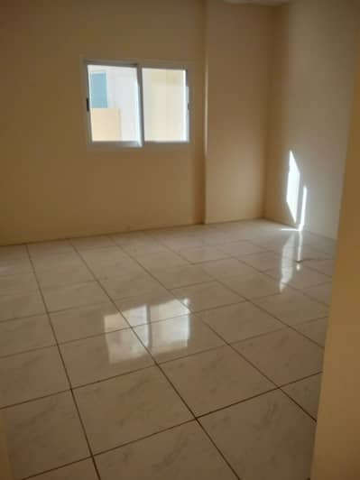 2 Bedroom Apartment for Rent in Al Majaz, Sharjah - WhatsApp Image 2026-06-09 at 4.50. 14 PM. jpeg 2 Bedroom Apartment for Rent in Al Majaz, Sharjah - WhatsApp Image 2026-06-09 at 4.50. 14 PM. jpeg