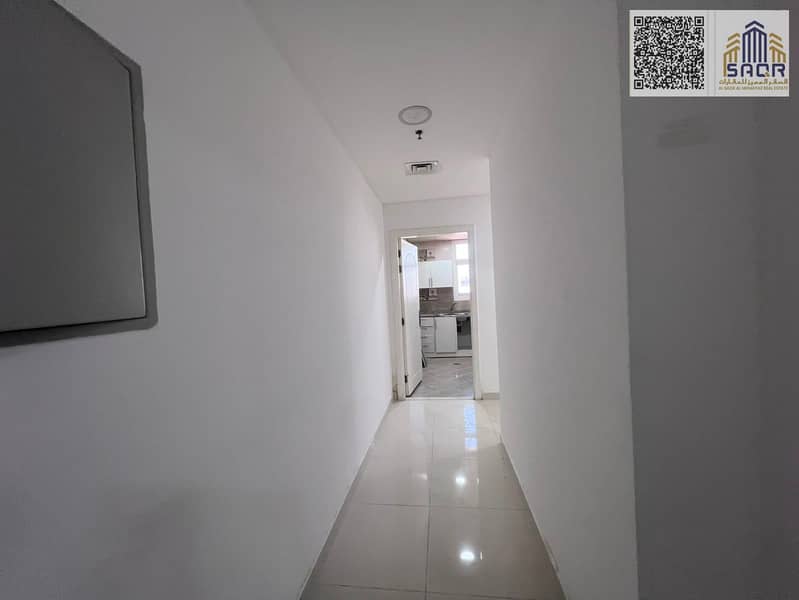 11 fea42c06-4b07-436b-ba14-56f07d8ce39f. jpg