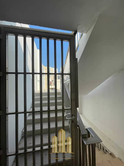 Building for Sale in Abu Shagara, Sharjah - صورة واتساب بتاريخ 2025-10-14 في 14.14. 32_3a9956a5. jpg Building for Sale in Abu Shagara, Sharjah - صورة واتساب بتاريخ 2025-10-14 في 14.14. 32_3a9956a5. jpg