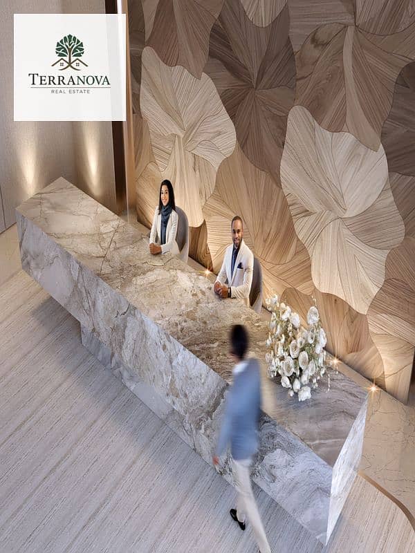 11 008 - lobby. jpg