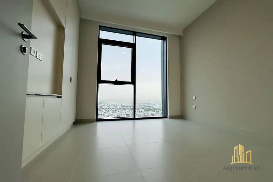 8 811997449-1066x800-Photoroom (1). png