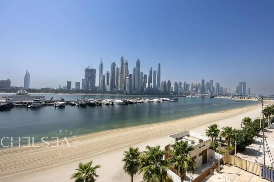 ATLANTIS VIEW | BEACHFRONT | FURNISHED/UNFURNISHED ATLANTIS VIEW | BEACHFRONT | FURNISHED/UNFURNISHED