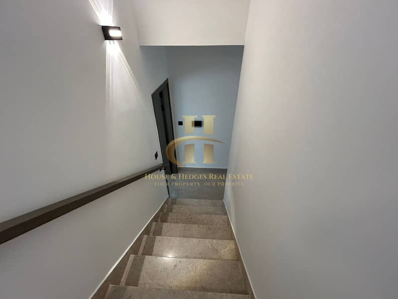 Brand new | 4 bhk + Maid room | Private elevator - Image 7