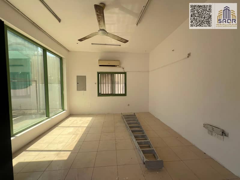 13 bcc3a653-289b-47f6-8db5-21e2063492f8. jpg